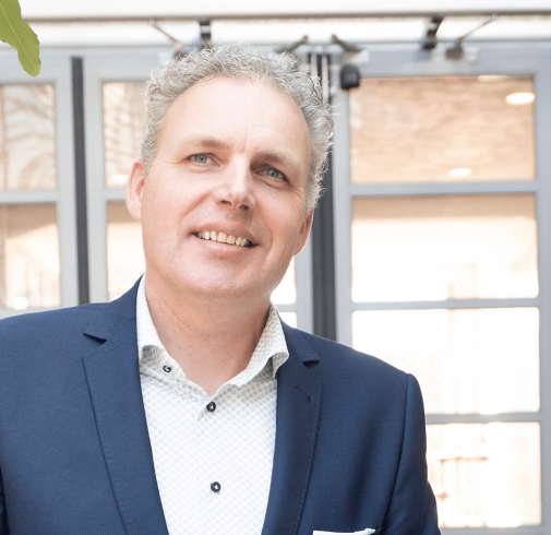 Rob Theunissen-min (2) Rob Theunissen-min (2)